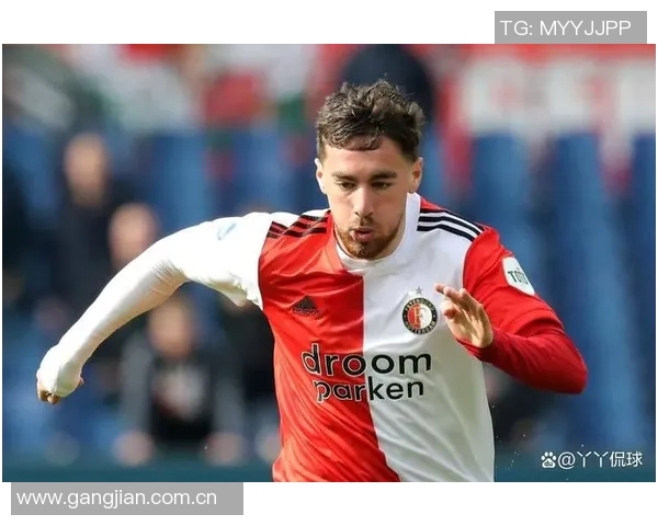 费耶诺德欧联杯比赛因恶劣天气推迟至明晨三点开球